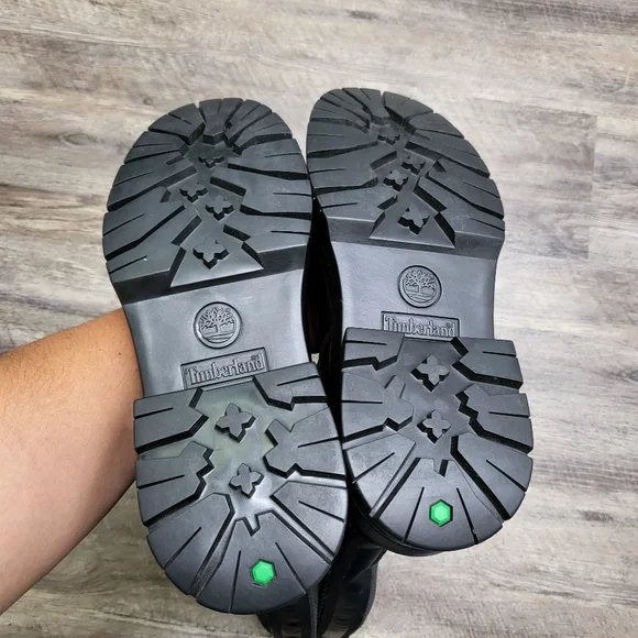 Timberland Black and Red Winter Boots - Picture 8 of 10